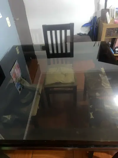 Mesa comedor de vidrio con sillas - miniatura 3
