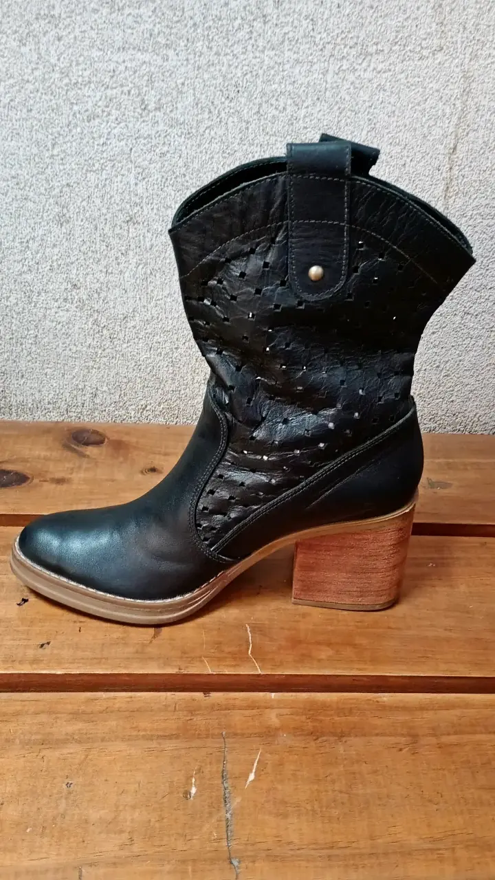Botín vaquero cuero negro - 5