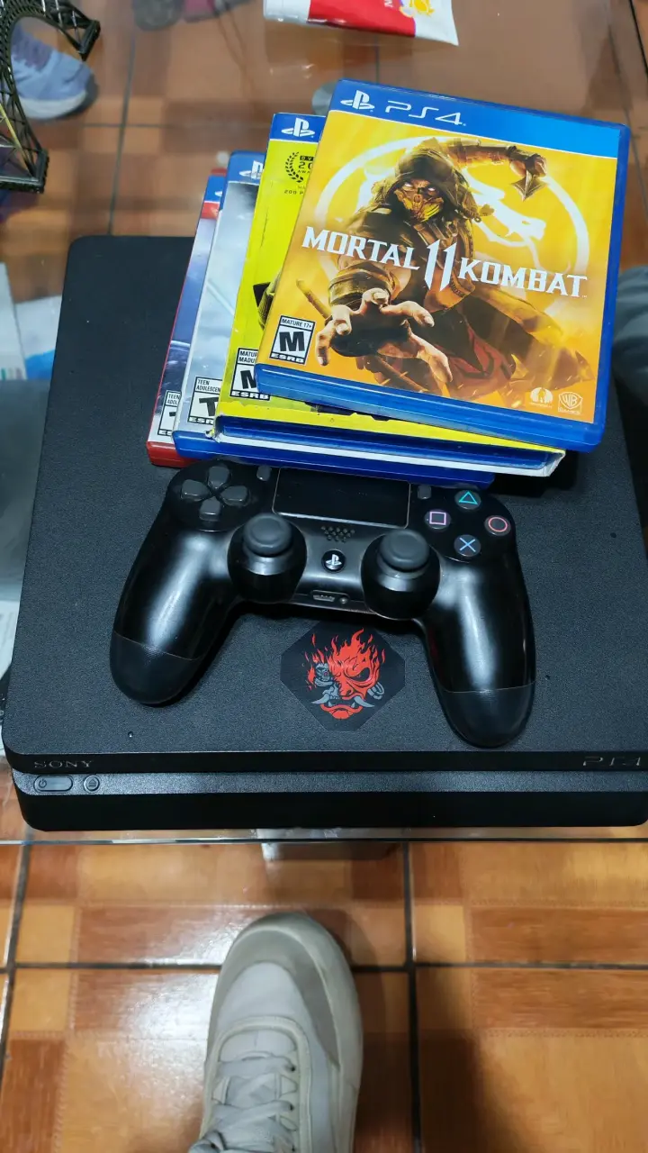 PS4 con juegos incluidos