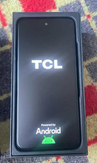 Teléfono TCL T521N nuevo - miniatura 3
