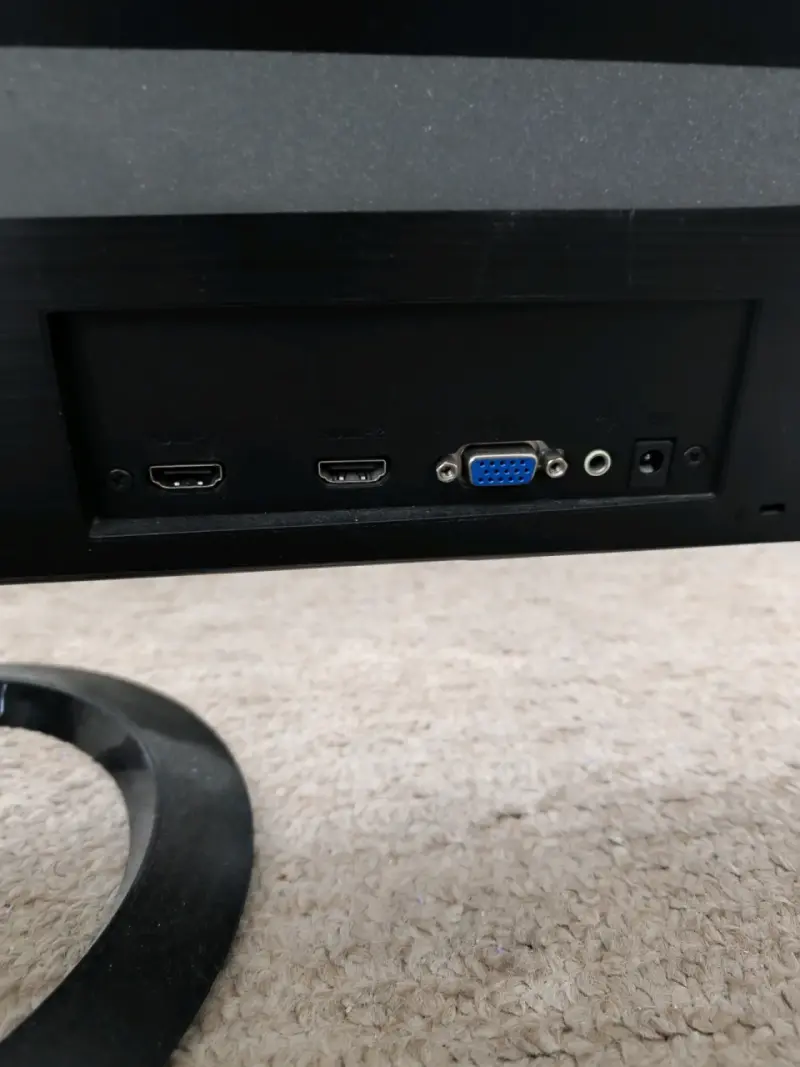 Monitor Asus - 4