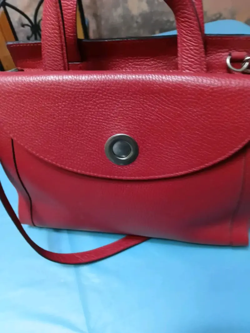 Bolso rojo asa corta - 5