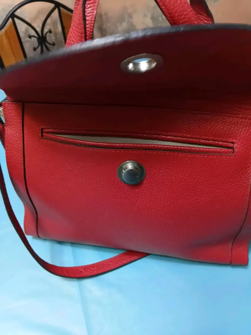 Bolso rojo asa corta - 6