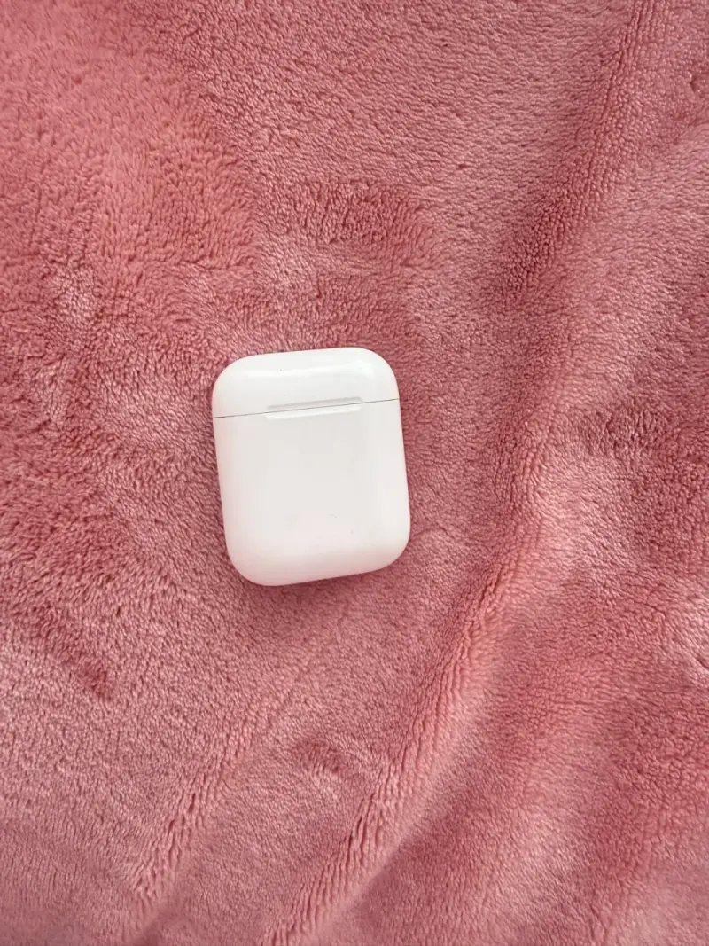 Estuche de carga inalámbrico blanco - 1