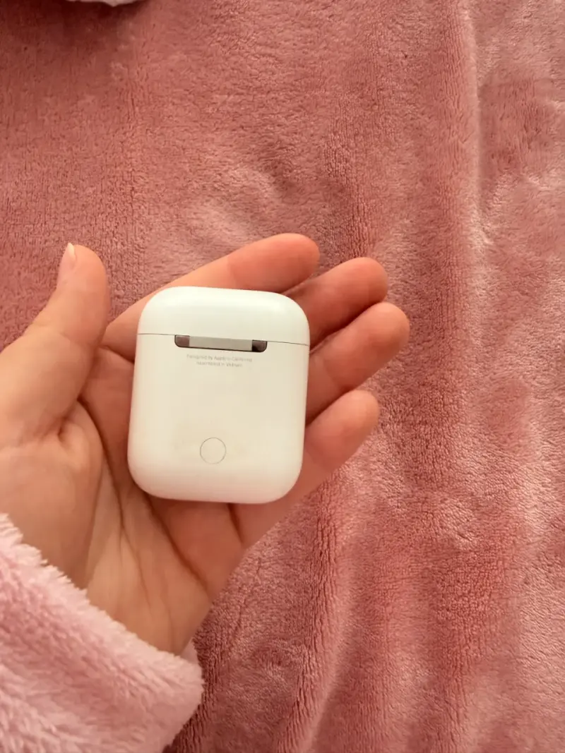 Estuche de carga inalámbrico blanco - 2