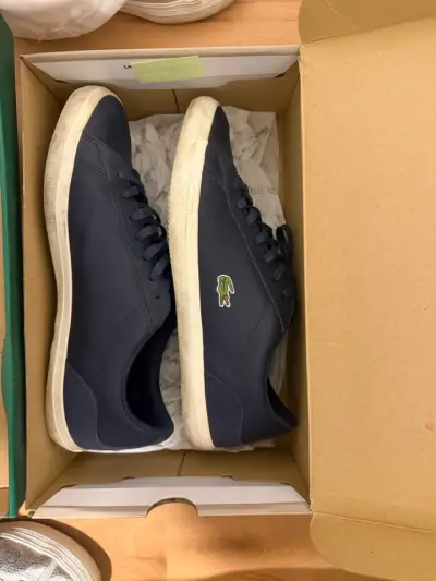 Zapatillas lacoste de cuero genuino  azul - miniatura 1