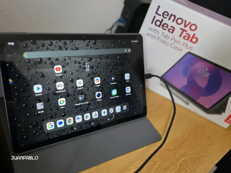 Tablet Lenovo Idea Tab Negra - 2
