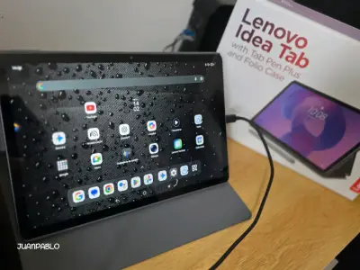 Tablet Lenovo Idea Tab Negra - miniatura 2
