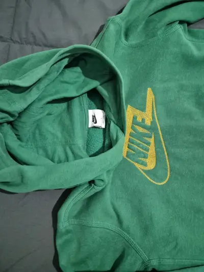 Polerón Nike verde con capucha - miniatura 2
