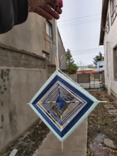 Ojo de Dios decorativo azul - miniatura 4