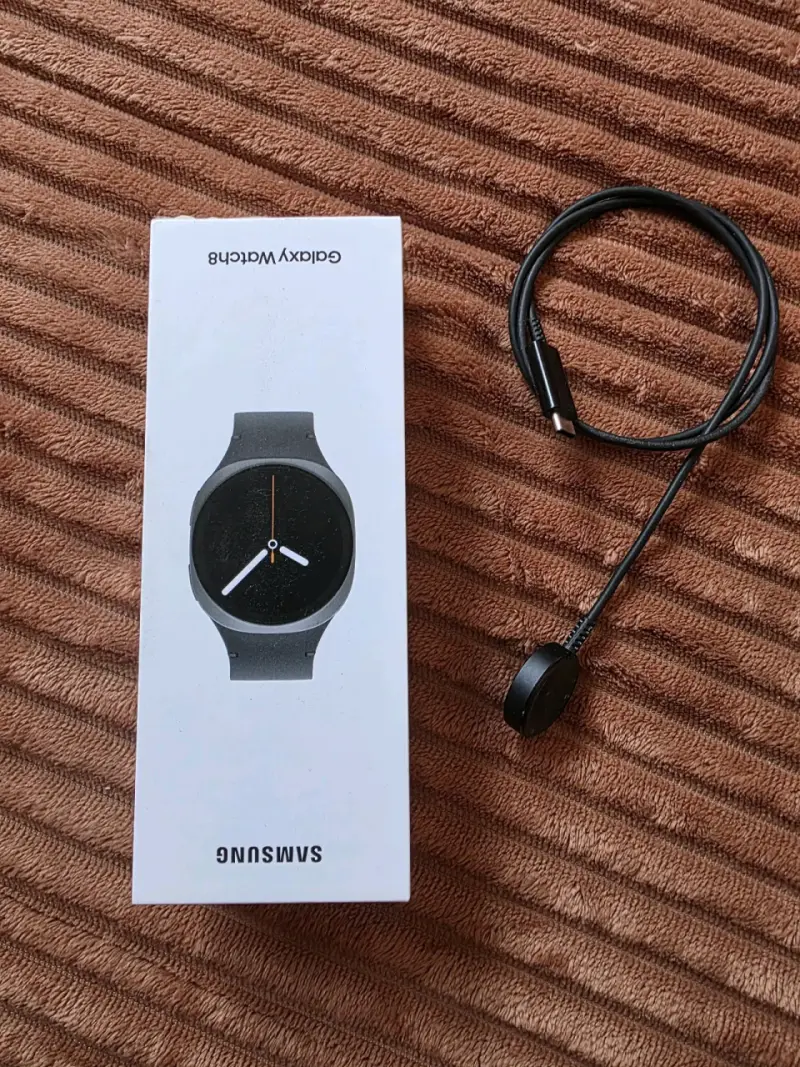 Samsung Galaxy Watch con cargador - 1