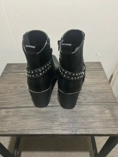 Botines negros  marca Marquiz TALLA 35 - miniatura 2