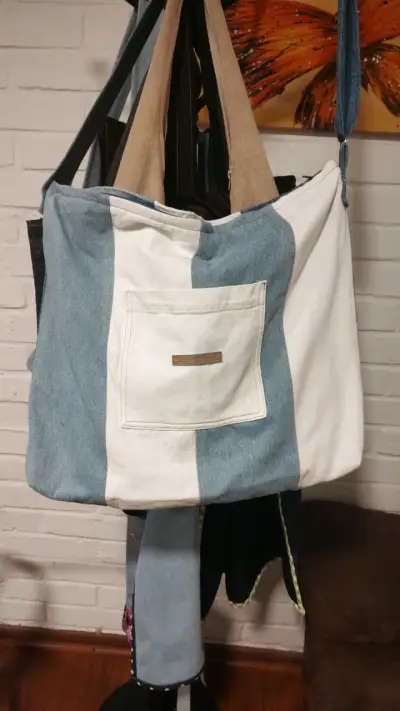 Bolso de mezclilla reciclada - miniatura 2
