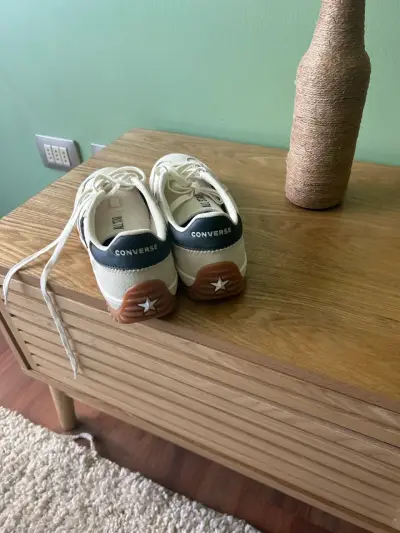 Zapatillas blancas de lona - miniatura 3