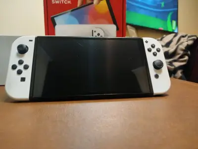 Nintendo Switch Oled 1 - miniatura 5