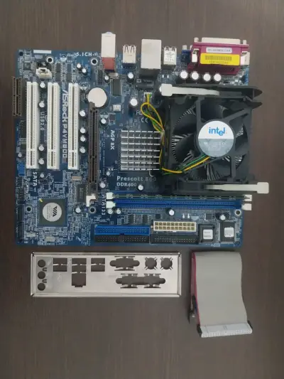 Placa Madre ASRock P4VM800 + P4 3.00GHz + 512M RAM - miniatura 1