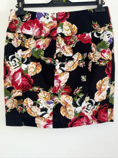 Falda floral - miniatura 2