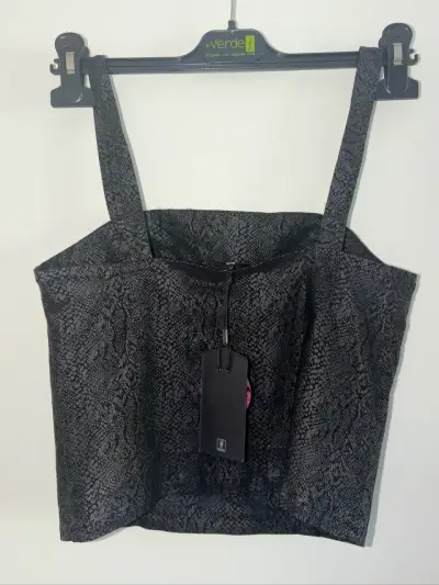 Top negro Mossimo - miniatura 2