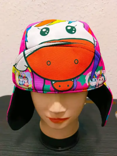 Gorro de caricatura colorido - miniatura 2