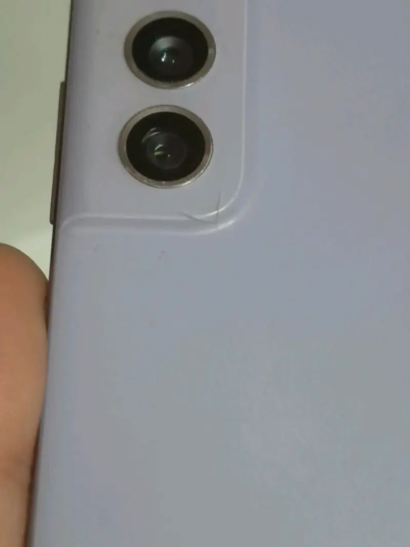 Samsung s21fe - 4