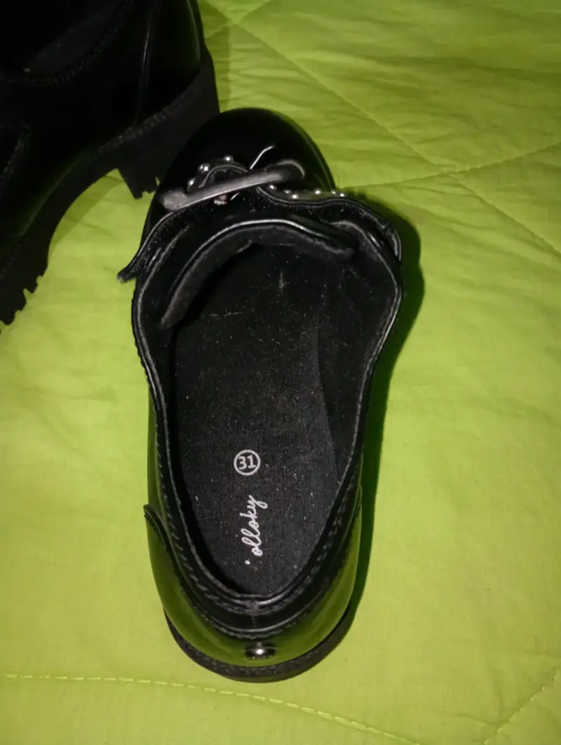 Zapatos negros con hebilla - 2