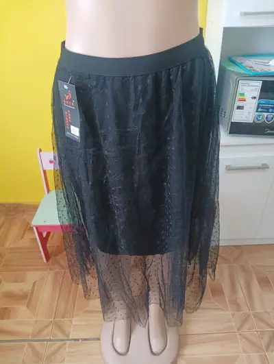 Falda negra de malla - miniatura 1