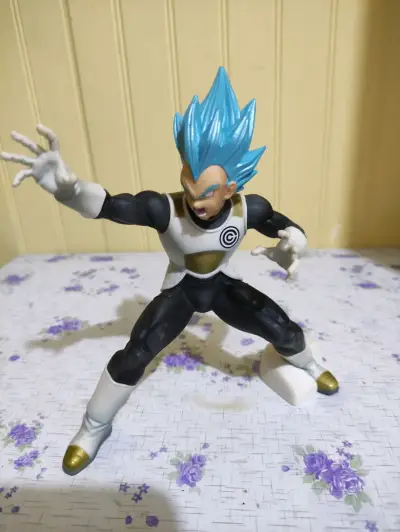 Figura de acción anime cabello azul - miniatura 2