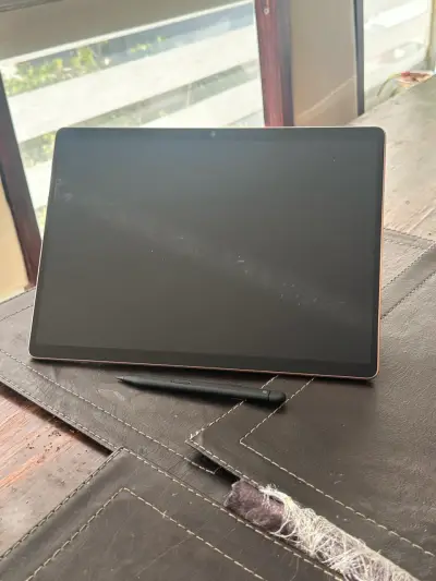 Microsoft Surface Pro 11th - miniatura 1