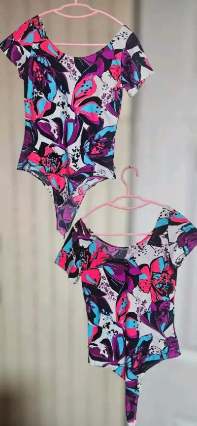 Body estampado floral colorido - miniatura 1