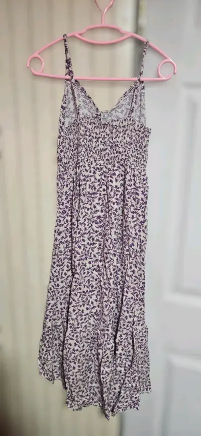 Vestido floral morado - miniatura 1