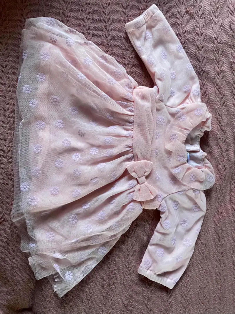 Vestido de bebé rosa con flores - 2