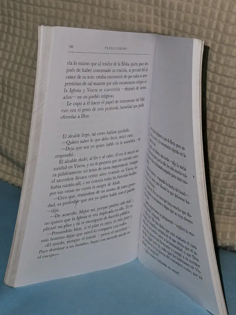 Libro 'El Demonio y la Señorita Prym' - 3