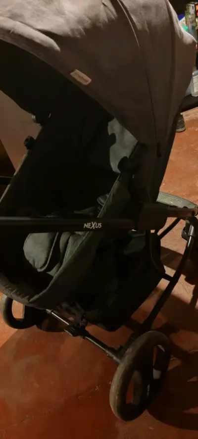Coche para bebé Nexus gris - miniatura 3