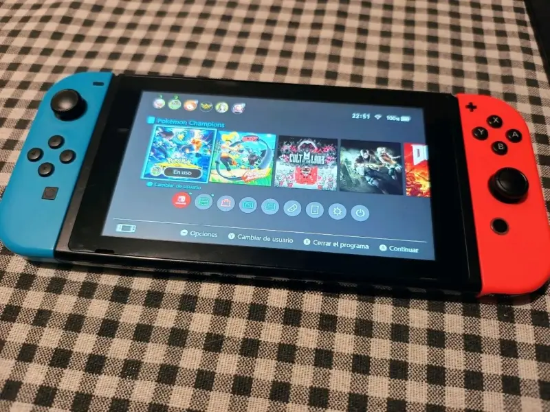 Nintendo Switch V2 - 3