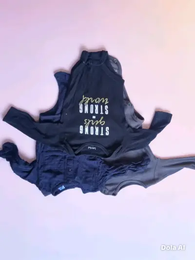 Bodies de bebé negro y azul - miniatura 1