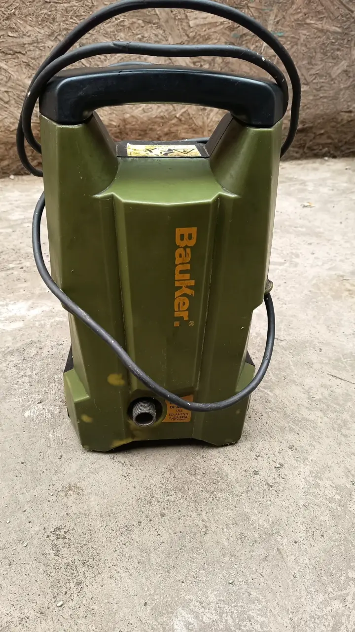 Hidrolavadora Bauker verde - 1
