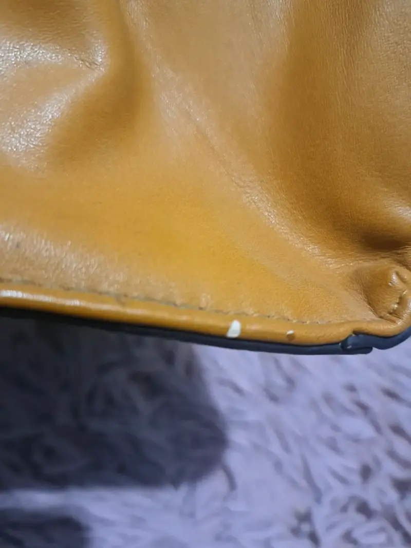 Cartera café Prüne con detalles - 5