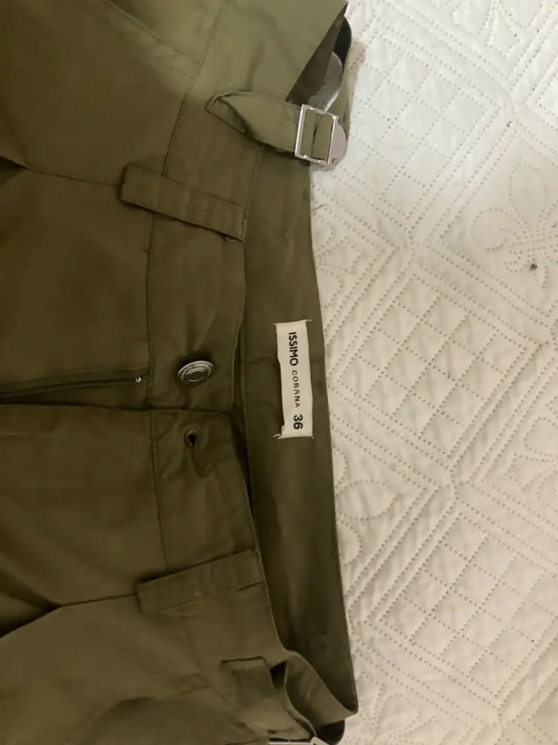 Pantalones cargo verdes - 3