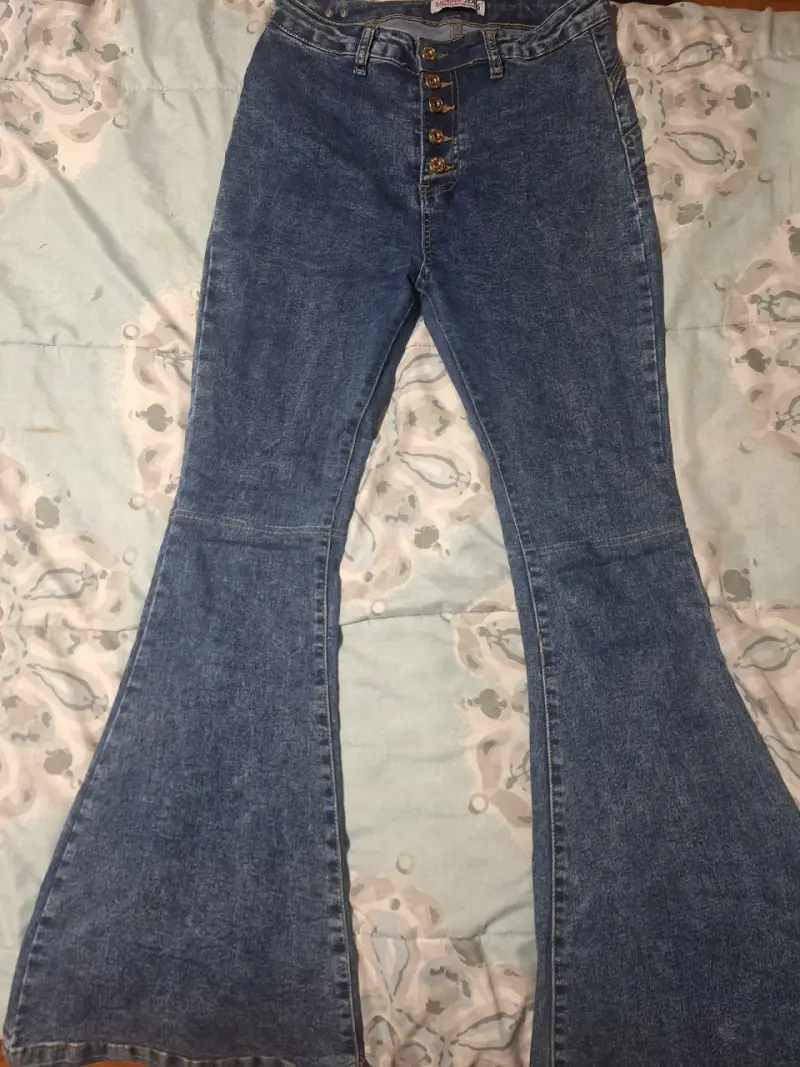 Jeans acampanados azul talle - 1