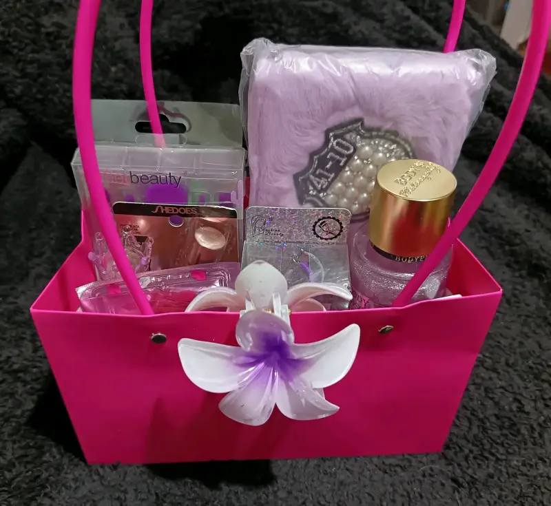 Set de belleza en bolsa rosa - 2