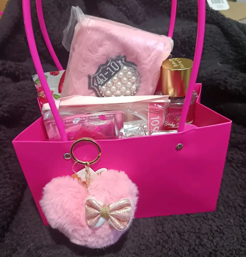 Set de belleza en bolsa rosa - 4