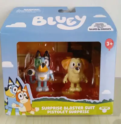 Figuras Bluey y Chucky - miniatura 1