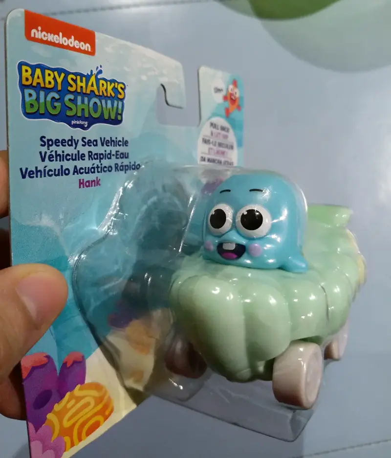 Vehículo acuático Baby Shark Hank - 2