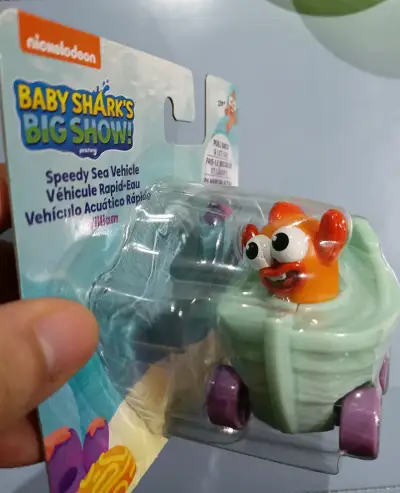 Juguete vehicular Baby Shark - miniatura 2
