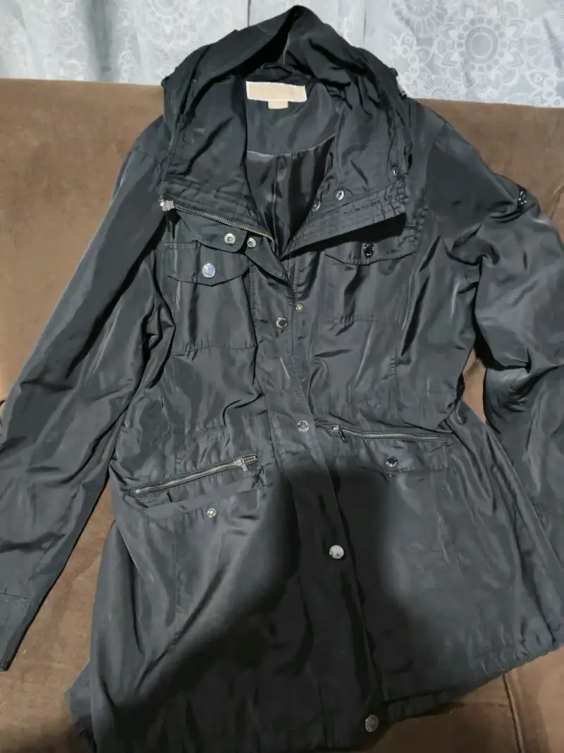 Chaqueta negra Michael Kors original - 3