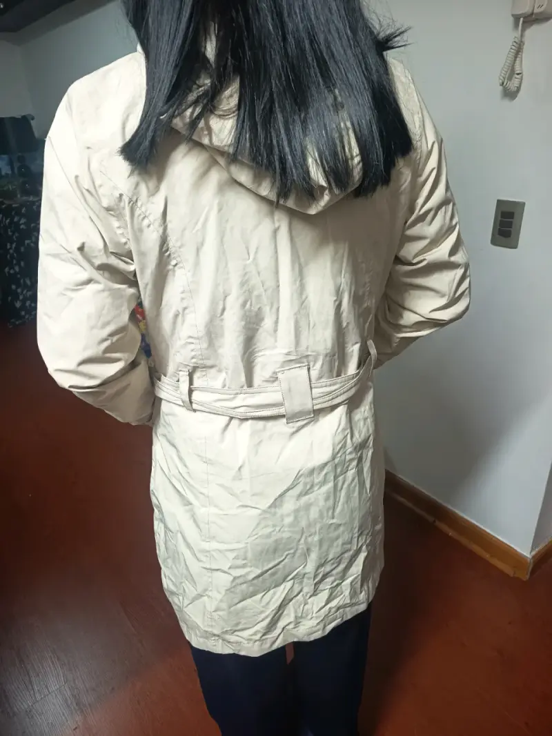 Parka beige con capucha - 2