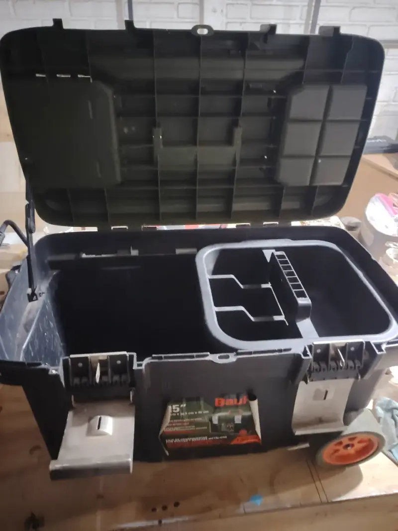 Caja de herramientas con ruedas Bauker - 2