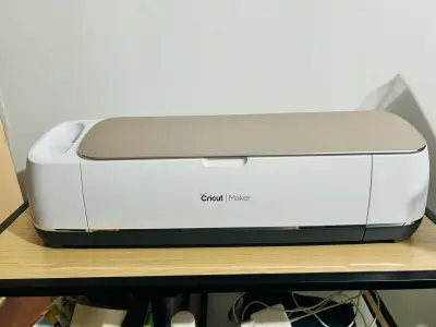 Máquina Cricut Maker Champang - miniatura 1