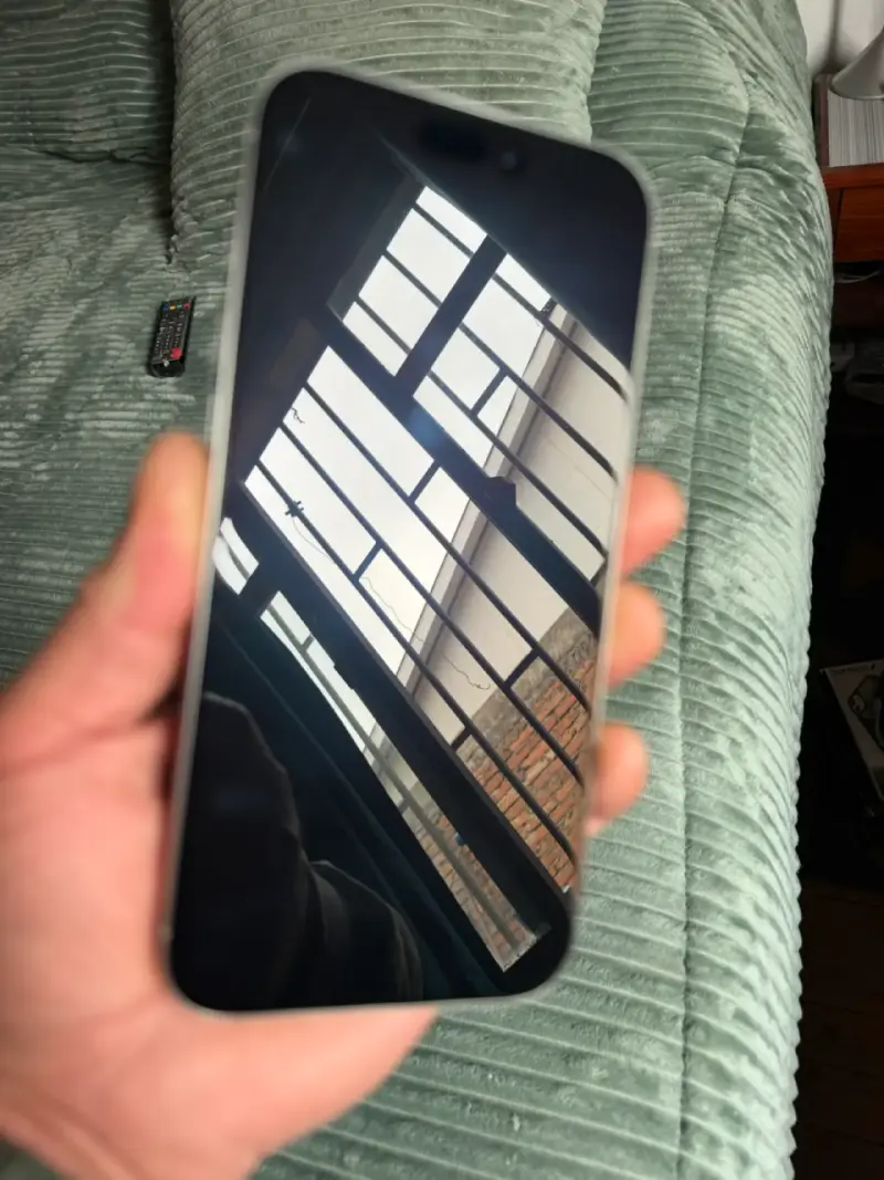 iPhone 16 Pro Max - 4
