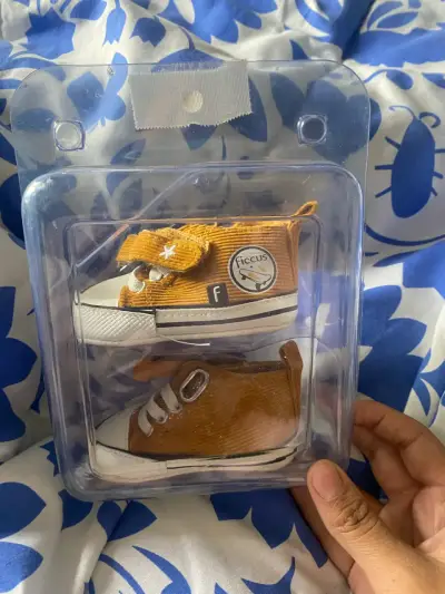 Zapatos para bebé color marrón - miniatura 1